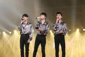 TFBOYS王俊凯与丁程鑫同框，时代峰峻养成系传奇