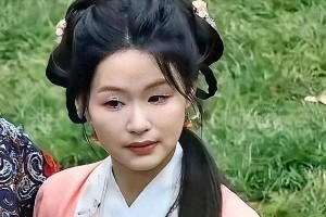 网红余茵生图翻车：滤镜撤掉后差距有多大？