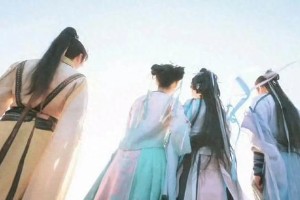 《永夜星河》主演感情真挚，丁禹兮泪洒活动现场