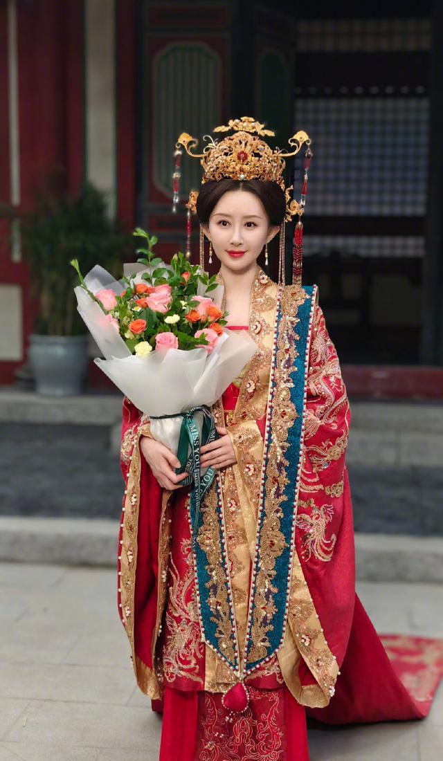 事业发展对比图