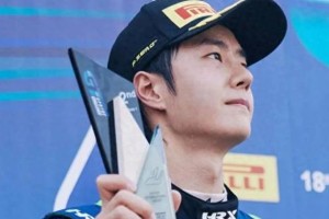 王一博赛车记忆再读档：耶啵CGT上海首战前瞻